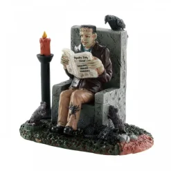 Lemax Monster Reading Spooky News Cod. 82570- Personaggi|Prodotti Fuori Catalogo